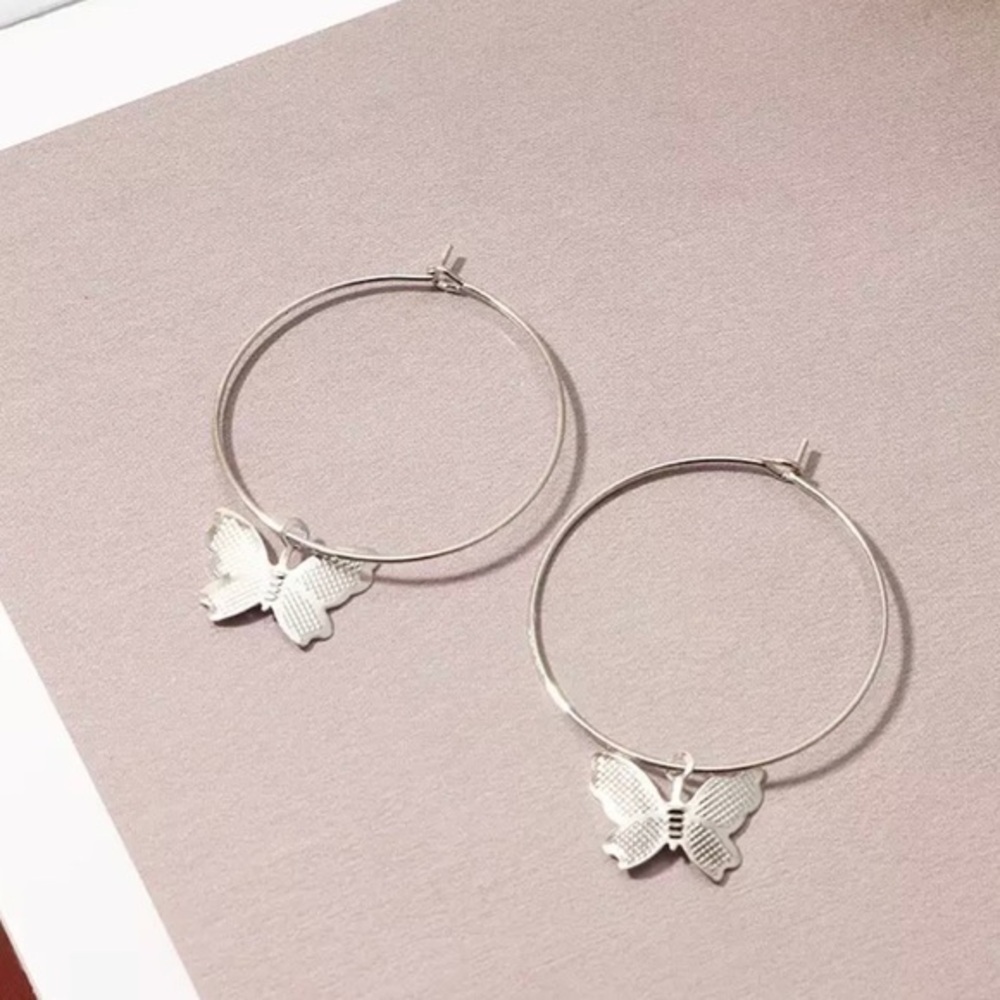 3/$30 🤍 Butterfly Hoop Earrings
